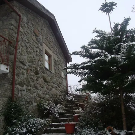 Casa Do Serrador 게스트하우스 비에이라도미노