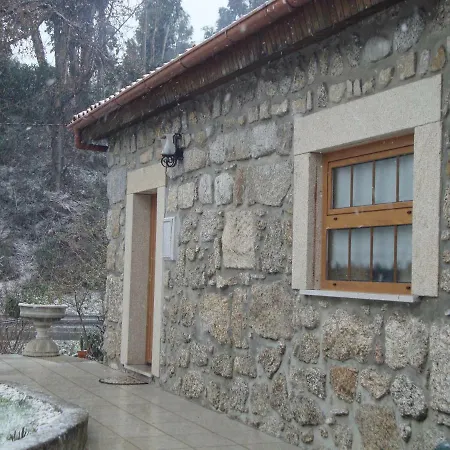 בית הארחה Casa Do Serrador ויירה דו מיניו