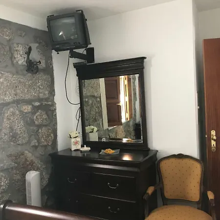בית הארחה Casa Do Serrador *